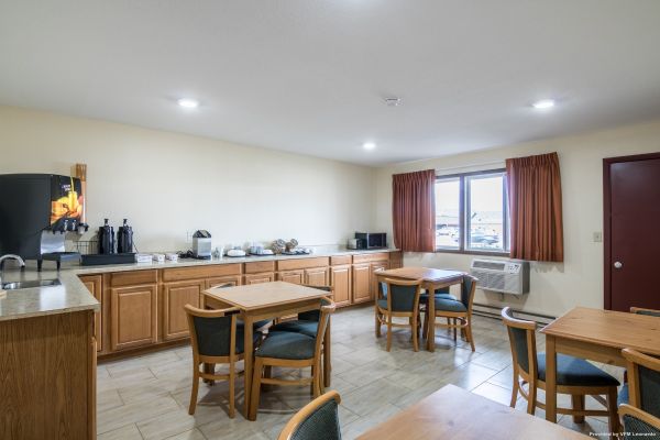 Scottish Inns and Suites Eau Claire